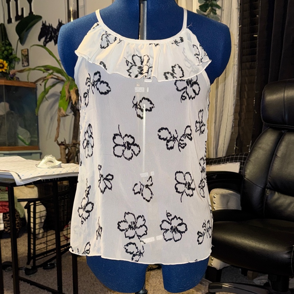 Noble U Floral Ruffle Blouse - White and Black